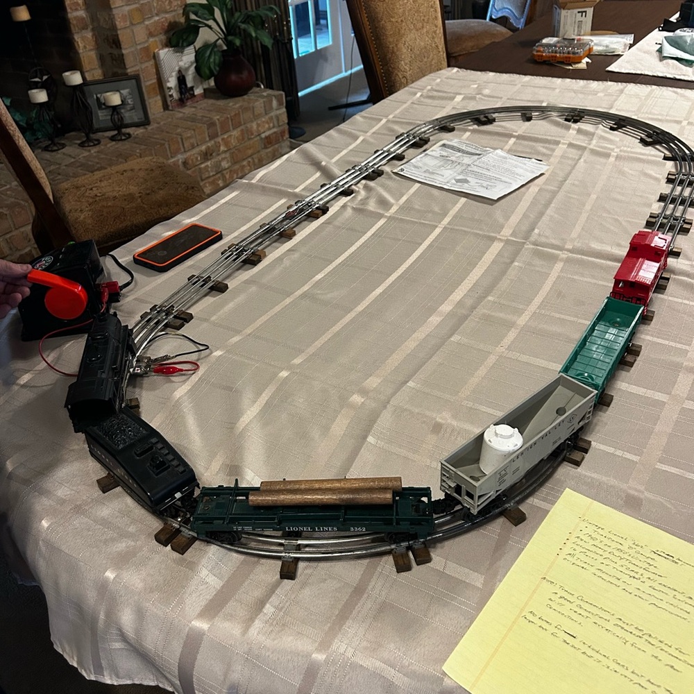 LIONEL 1960’S TRAIN SET